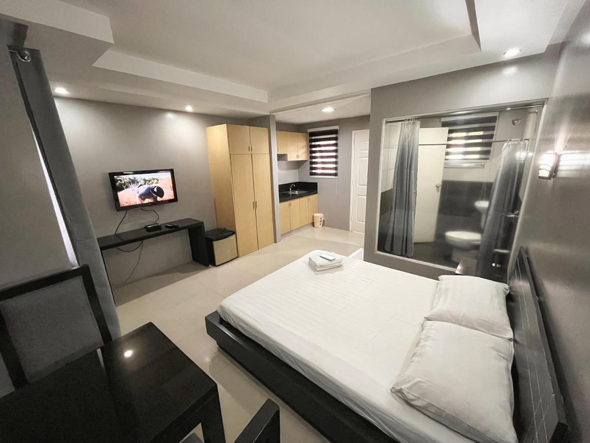 Rumi Apartelle Hotel Angeles Exteriör bild